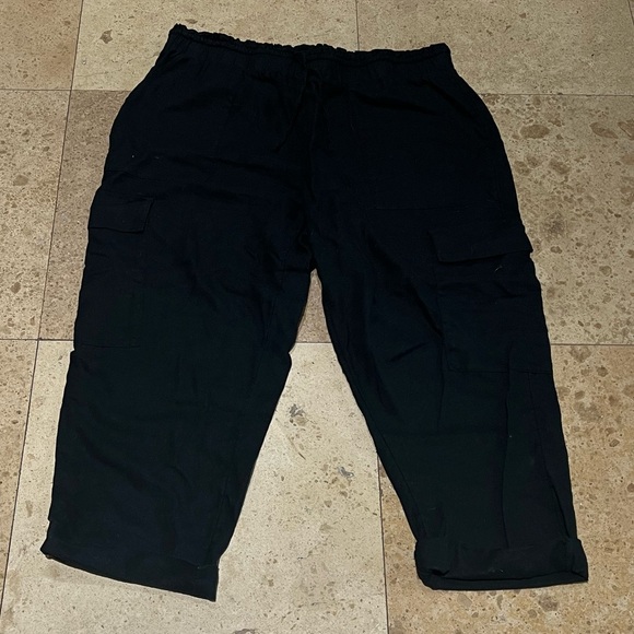 Time and Tru Pants - Time and Tru Women’s Black Cargo Pants